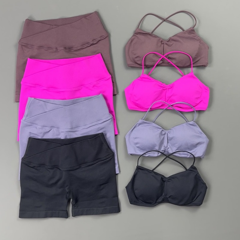 Dwuczęściowy Zestaw Sportowy D – Sports Bra High Impact recenzja i cena